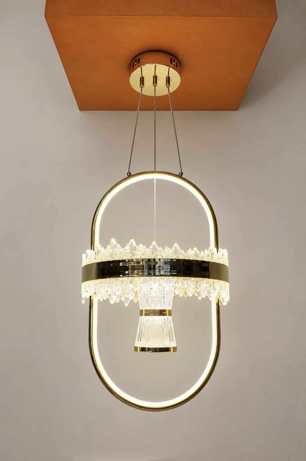 37.jpg Luxury Crystal Oval Pendant Chandelier – Modern Gold LED Hanging Light - Image 1